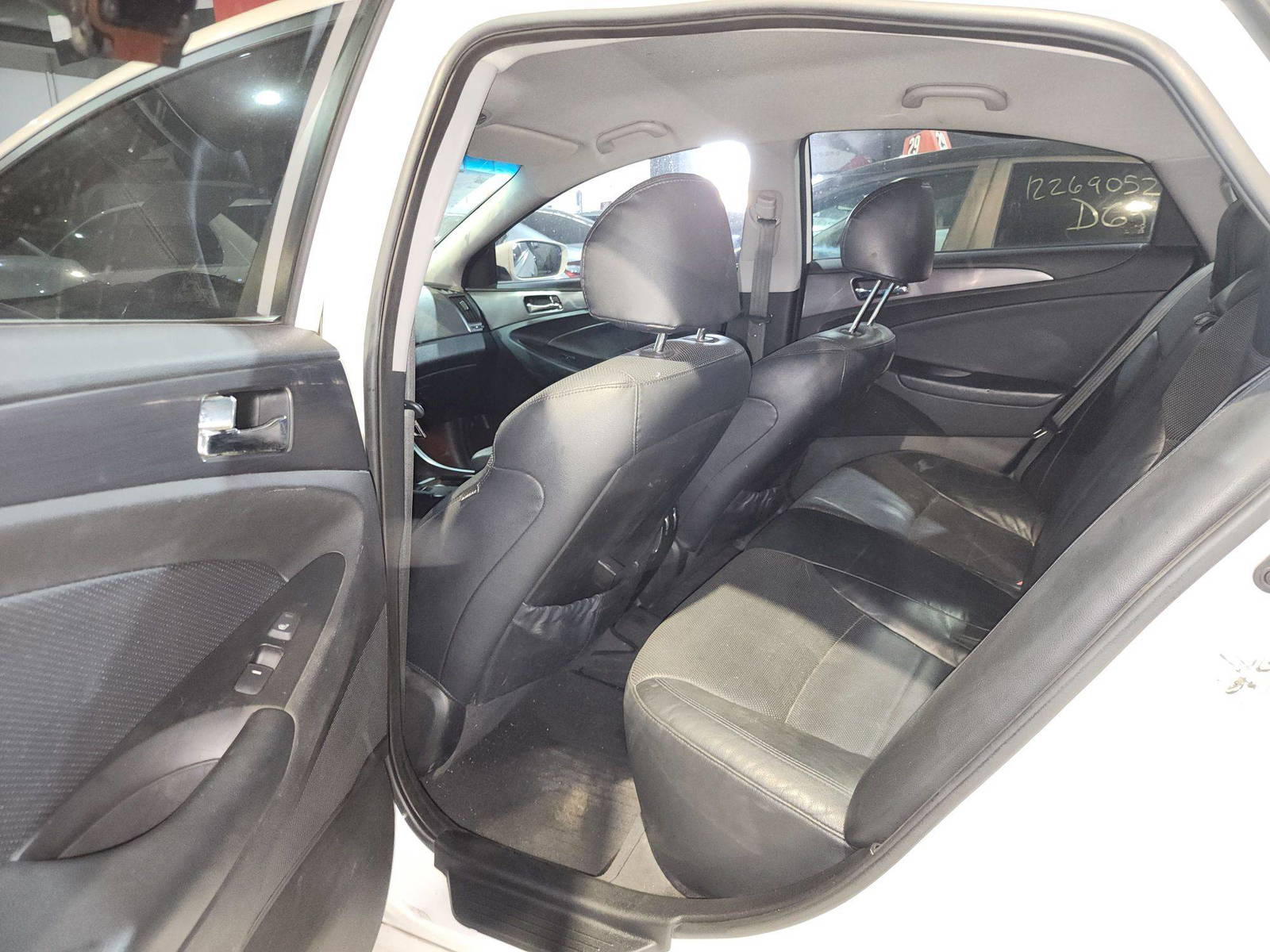 HYUNDAI SONATA 2012 - Marhaba Auction Used Cars - Image 7