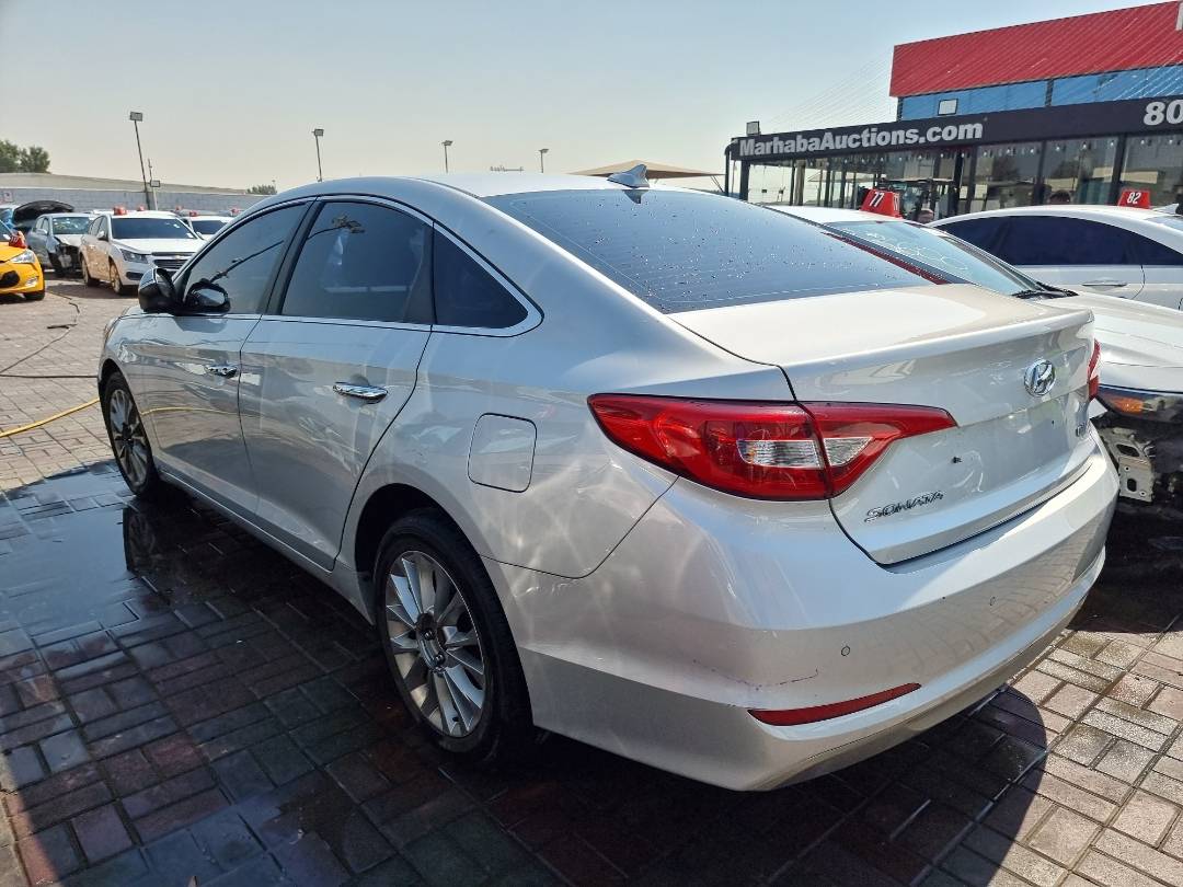 2015 HYUNDAI SONATA — 170626 KM — Lot 214587 — Ind. 12 - Marhaba Auctions Used Cars - Image 4