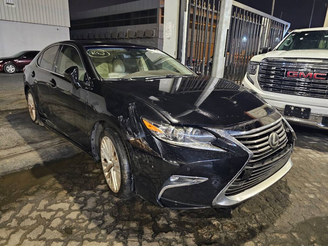 2016 LEXUS ES 350 — 169643 Miles — Lot GU004596 — Main - Marhaba Auctions Used Cars - Image 4