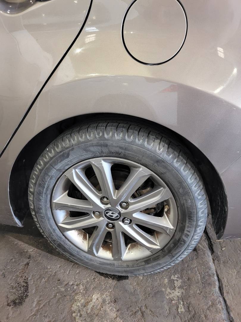 2015 HYUNDAI ELANTRA — 183801 Miles — Lot FH577504 — Main - Marhaba Auctions Used Cars - Image 9