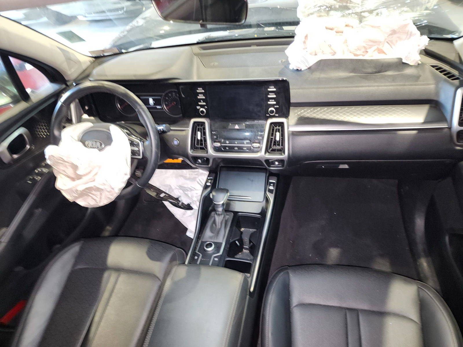 2021 KIA SORENTO — 32901 Miles — Lot 31594 — Al Quoz - Marhaba Auctions Used Cars - Image 9