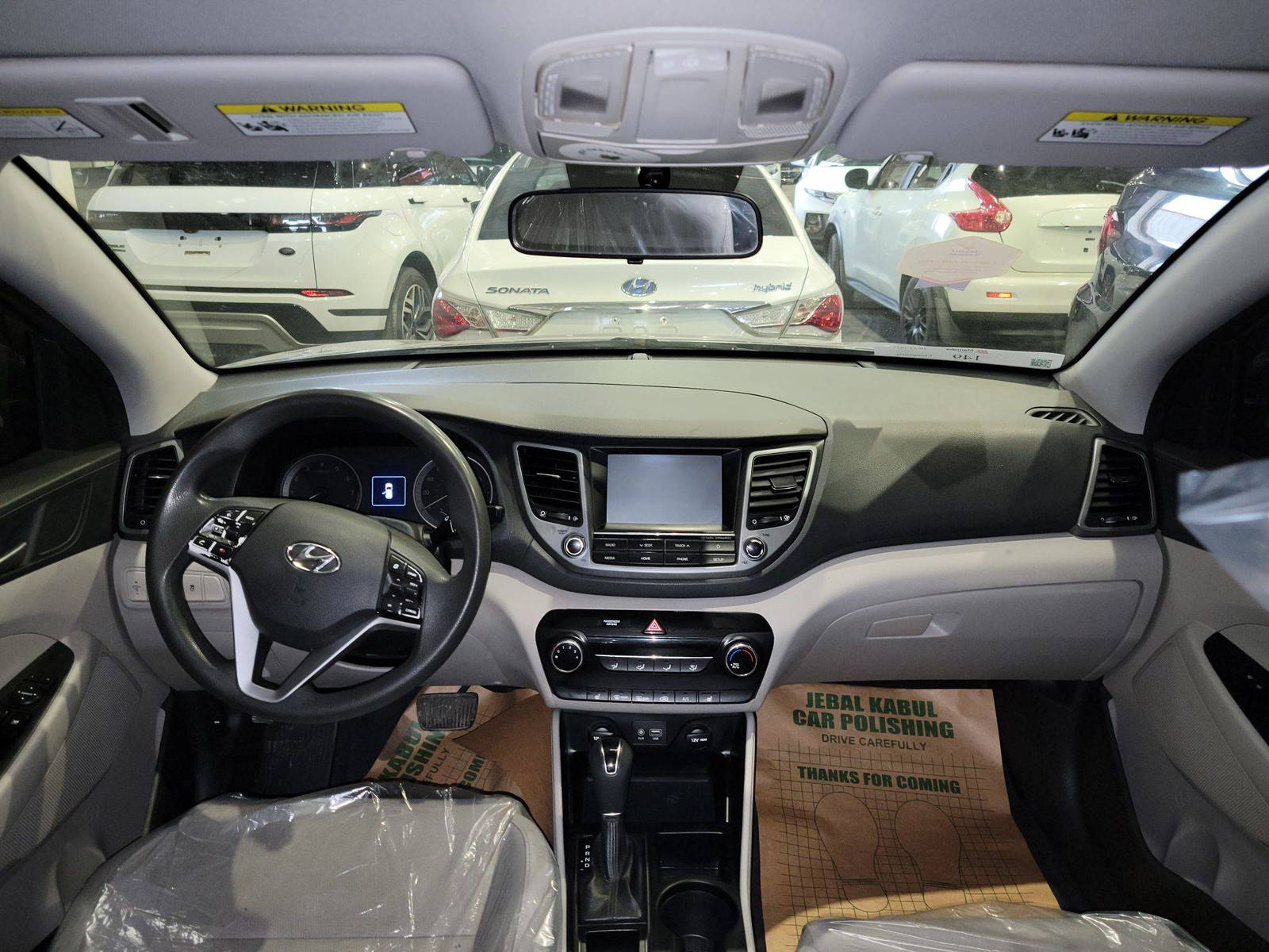 HYUNDAI TUCSON 2018 - Marhaba Auction Used Cars - Image 8