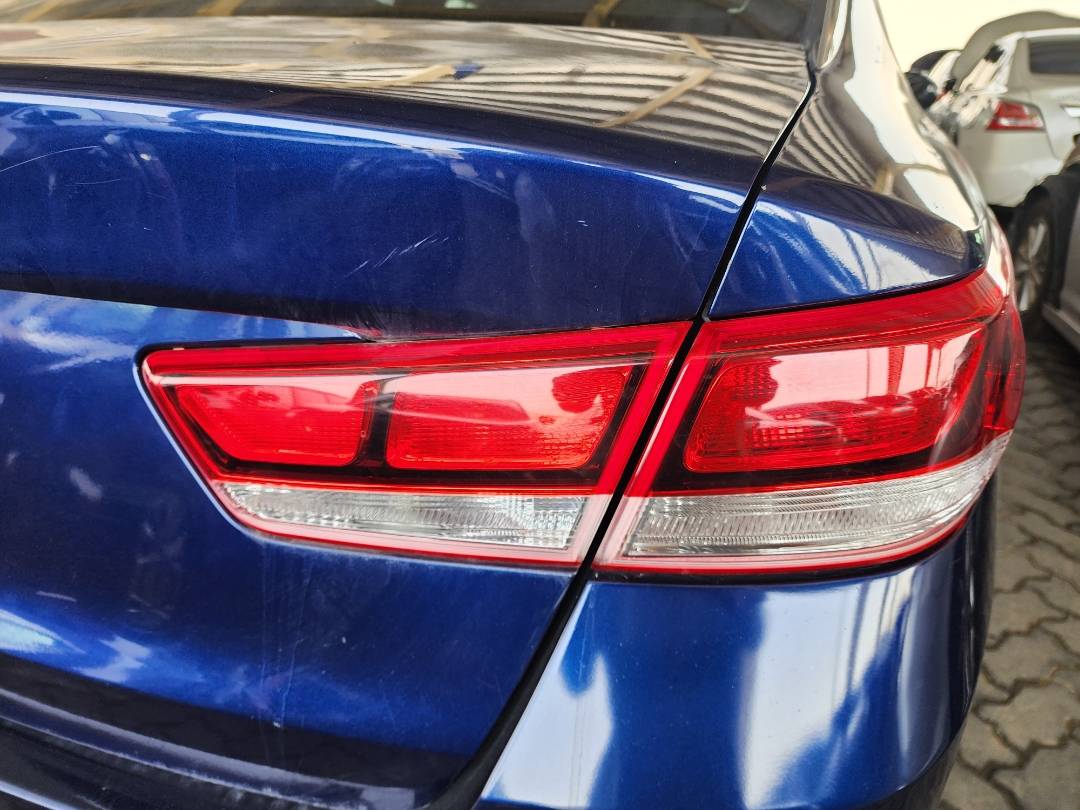 2018 KIA OPTIMA — 137414 Miles — Lot 82222973 - Marhaba Auctions Used Cars - Image 9