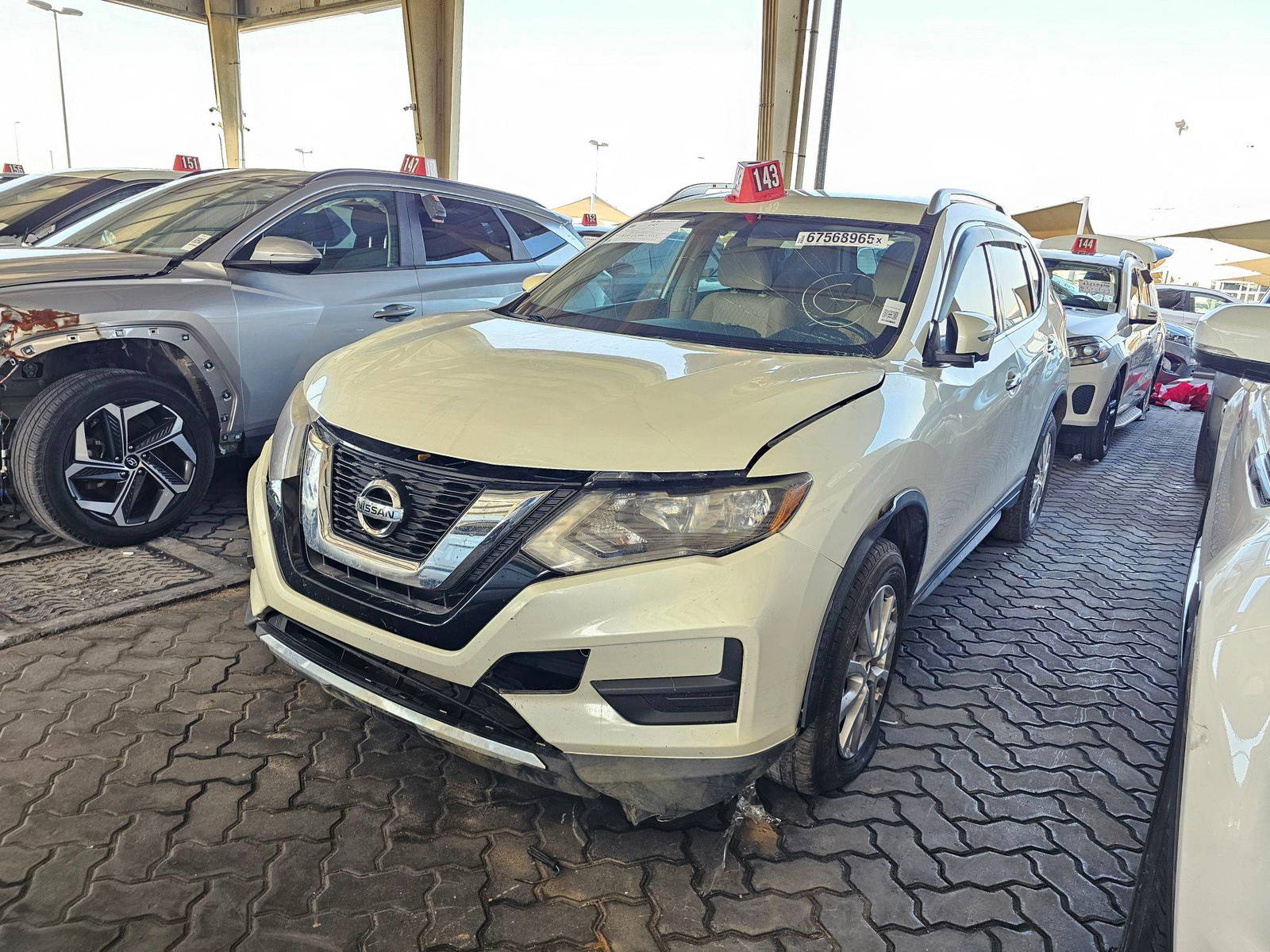 NISSAN ROGUE 2017 - Marhaba Auction Used Cars - Image 5