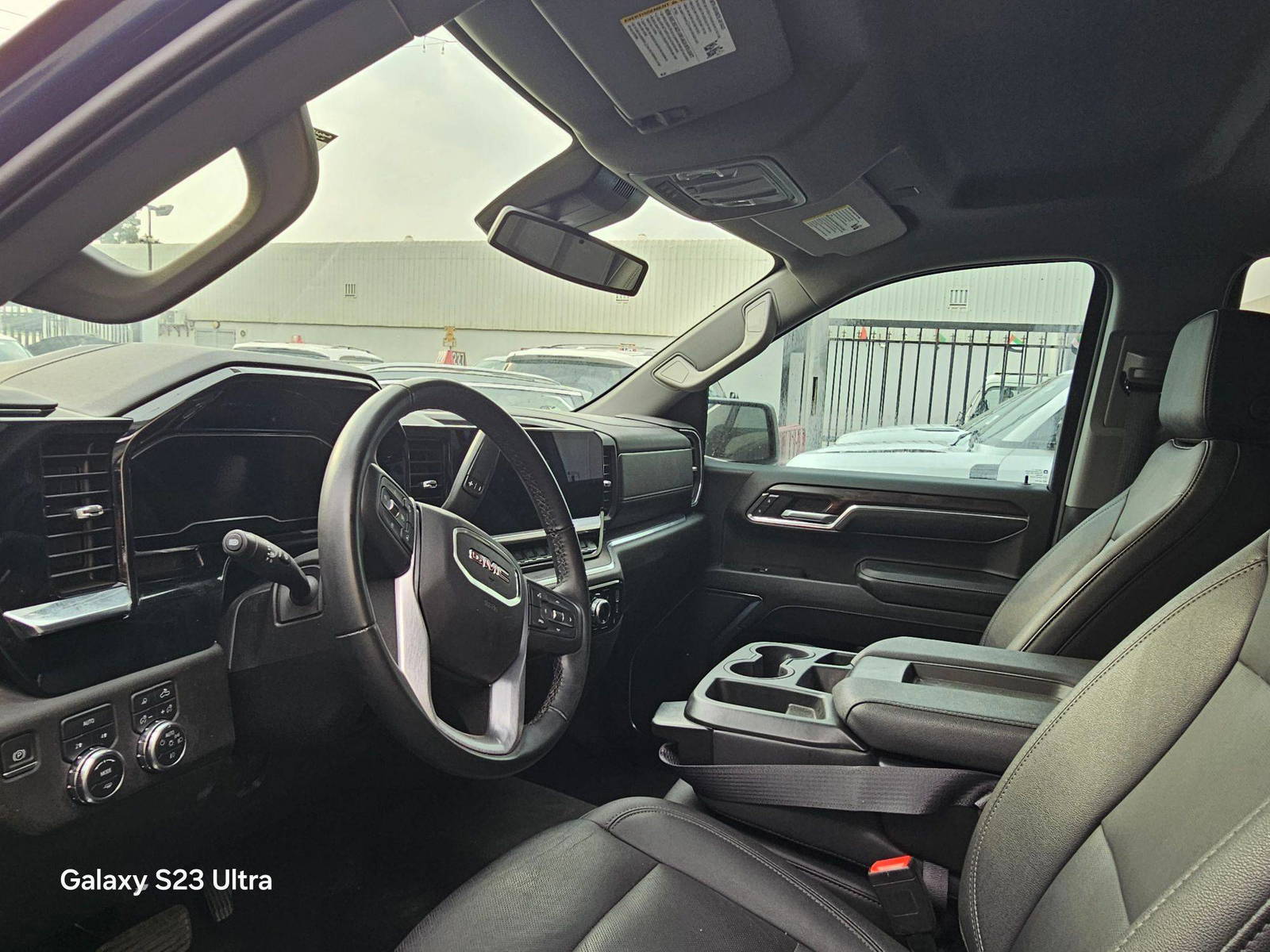 GMC SIERRA 2024 - Marhaba Auction Used Cars - Image 7