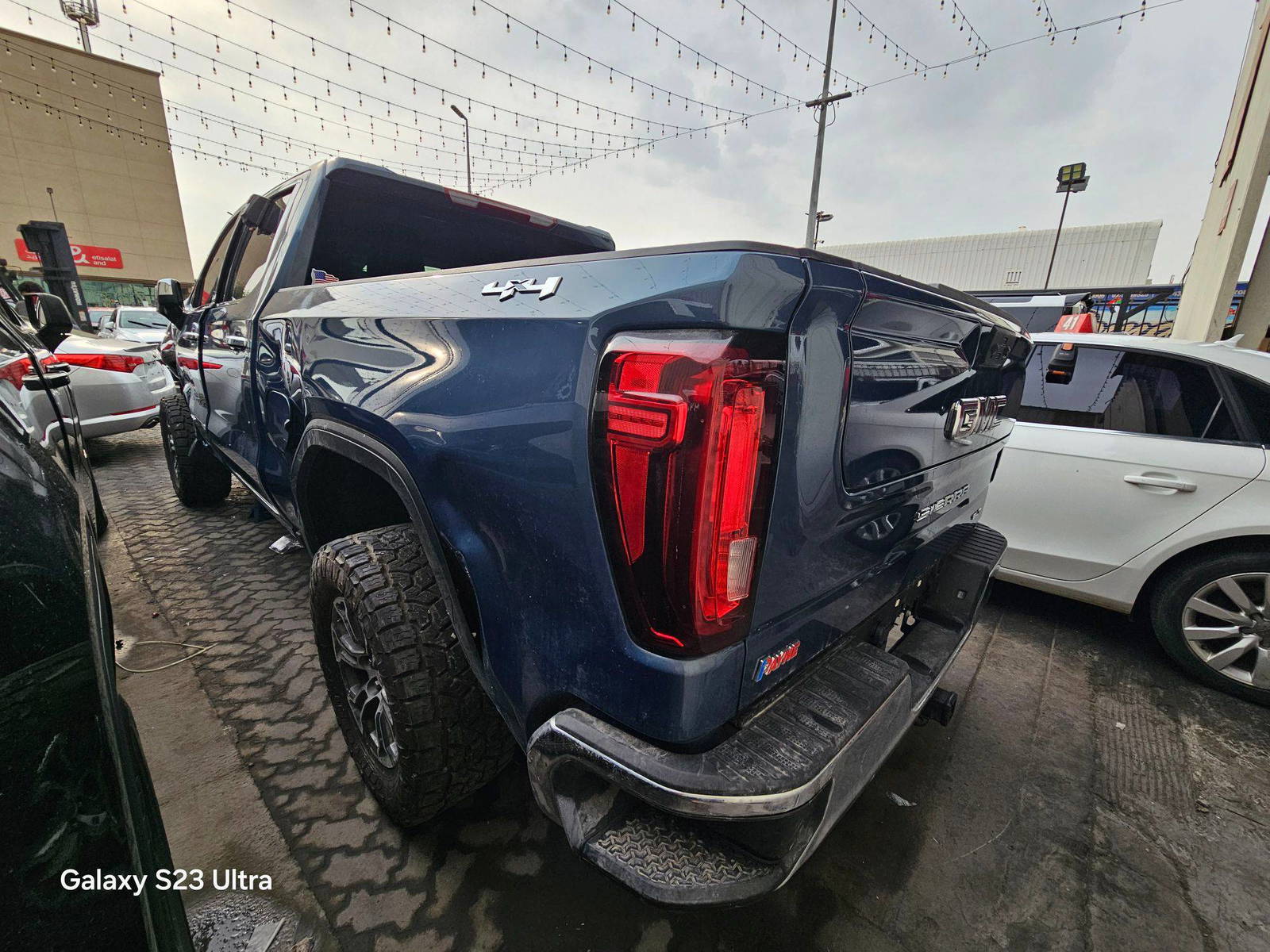 GMC SIERRA 2024 - Marhaba Auction Used Cars - Image 4