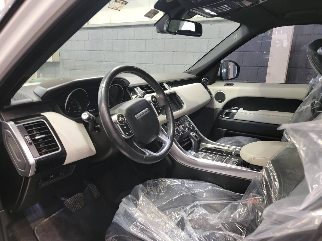 2014 LAND ROVER RANGE ROVER SPORT — 67265 Miles — Lot EA353003 — Main - Marhaba Auctions Used Cars - Image 6