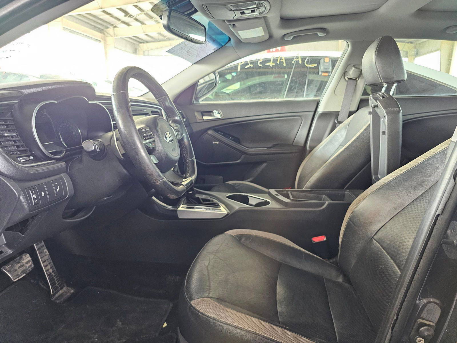 2014 KIA OPTIMA — 179798 KM — Lot 485222 — Souq - Marhaba Auctions Used Cars - Image 9