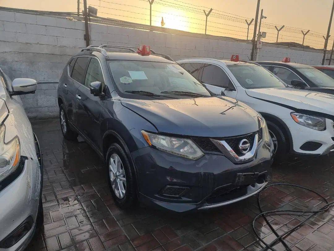 NISSAN ROGUE