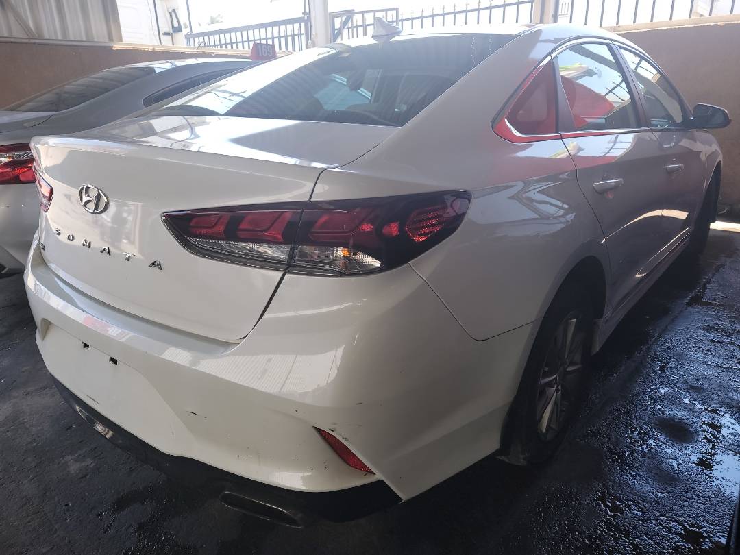 2018 HYUNDAI SONATA — 102693 Miles — Lot 664428 - Marhaba Auctions Used Cars - Image 3