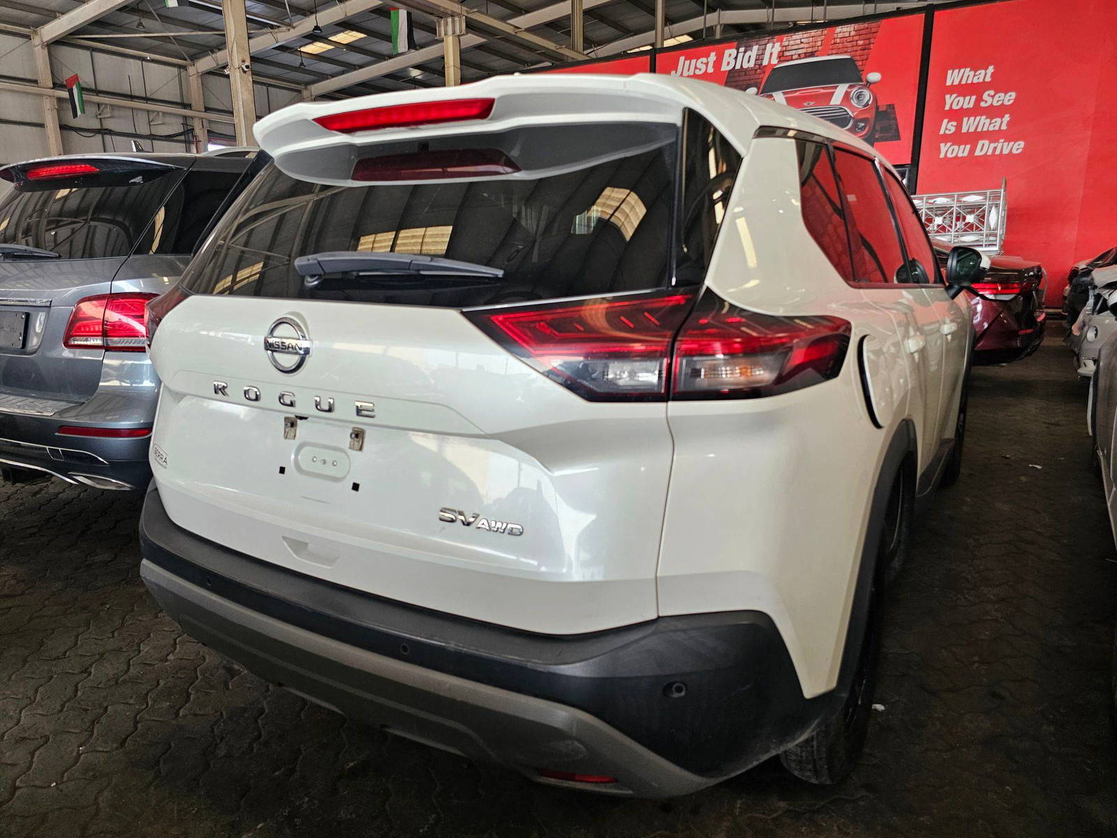 Nissan Rogue 2021 view 2