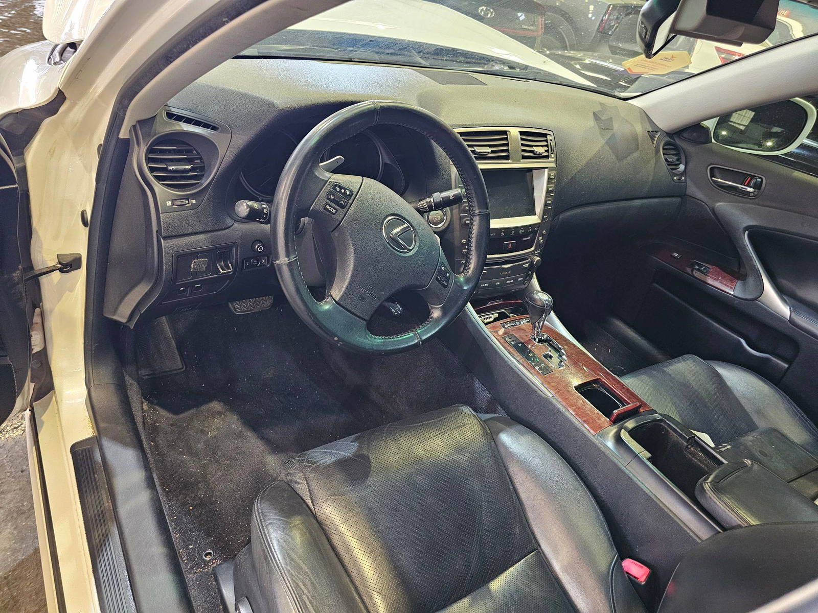 LEXUS IS 250 2008 - Marhaba Auction Used Cars - Image 9