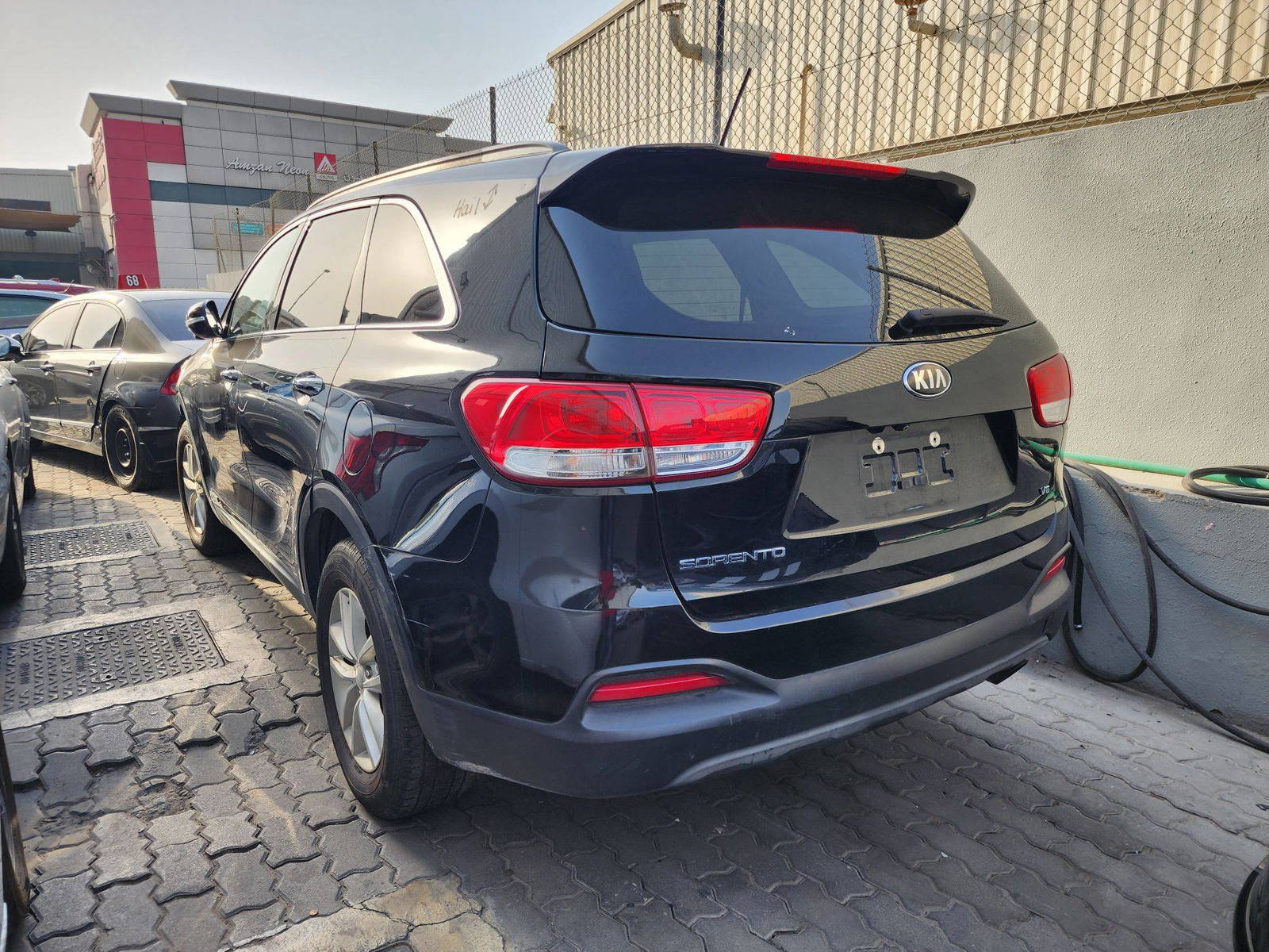 2017 KIA SORENTO — 169013 Miles — Lot 198280 — Souq - Marhaba Auctions Used Cars - Image 3