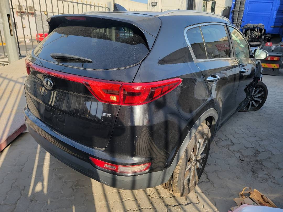 2018 KIA SPORTAGE — 85360 Miles — Lot 41383171 — Main - Marhaba Auctions Used Cars - Image 4