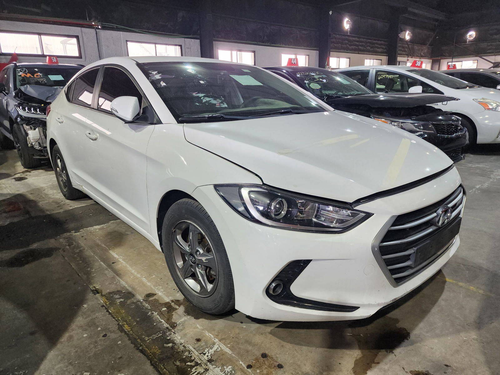 2017 HYUNDAI AVANTE — 179508 KM — Lot 239253 — Main - Marhaba Auctions Used Cars - Image 5