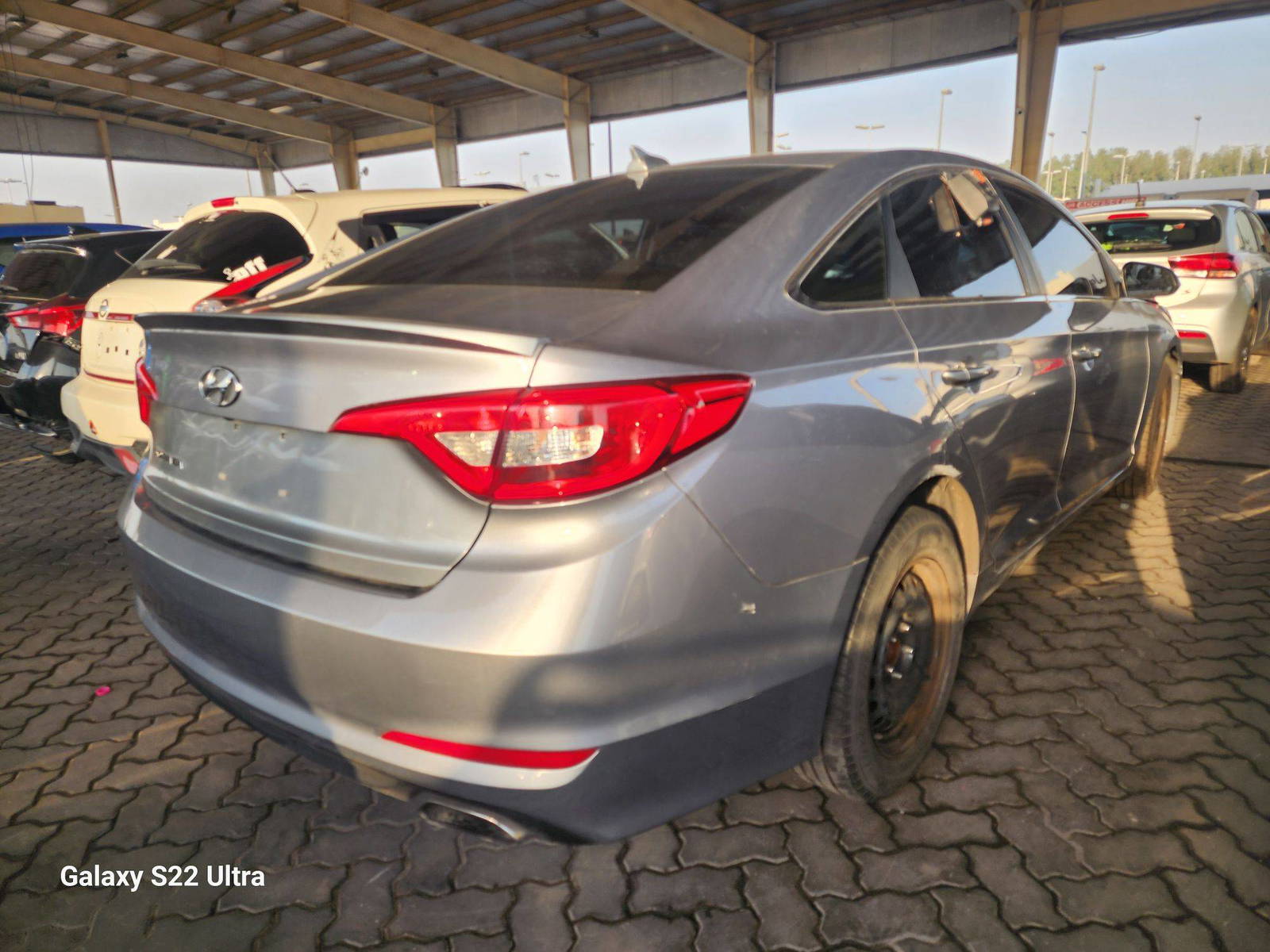 2016 HYUNDAI SONATA — 168047 Miles — Lot 39644004 — Souq - Marhaba Auctions Used Cars - Image 4