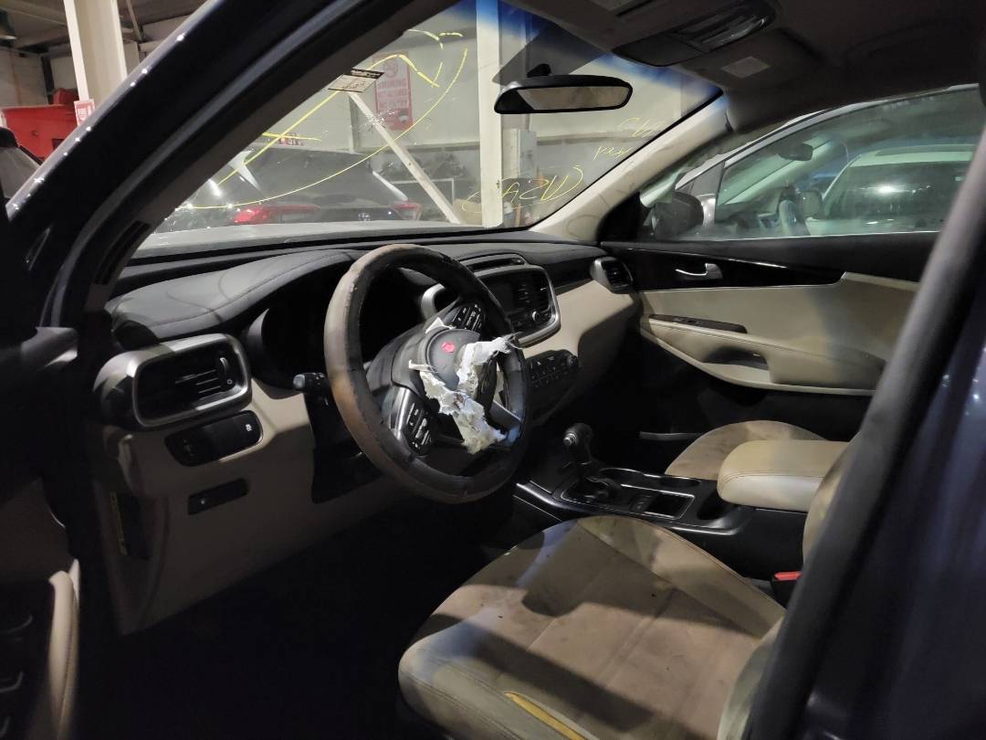 2018 KIA SORENTO — 215099 Miles — Lot G349643 — Main - Marhaba Auctions Used Cars - Image 6