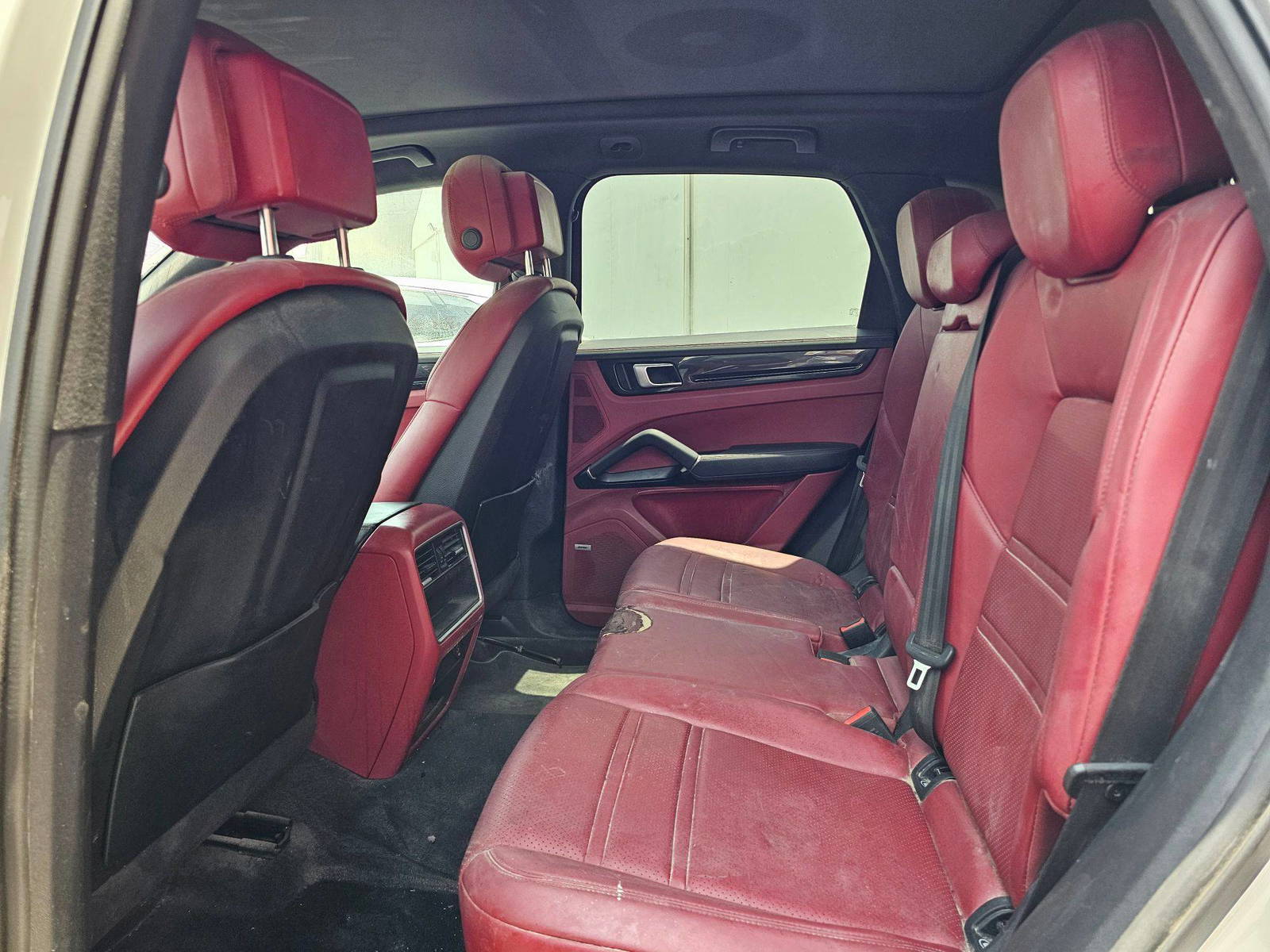 PORSCHE Cayenne 2019 - Marhaba Auction Used Cars - Image 7