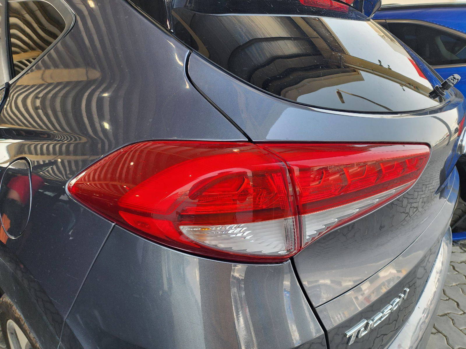 2016 HYUNDAI TUCSON — 156382 Miles — Lot 51066 — Souq - Marhaba Auctions Used Cars - Image 12
