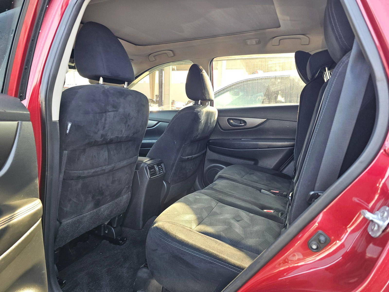 2016 NISSAN ROGUE — 155240 Miles — Lot T9GC888960 — Souq - Marhaba Auctions Used Cars - Image 7