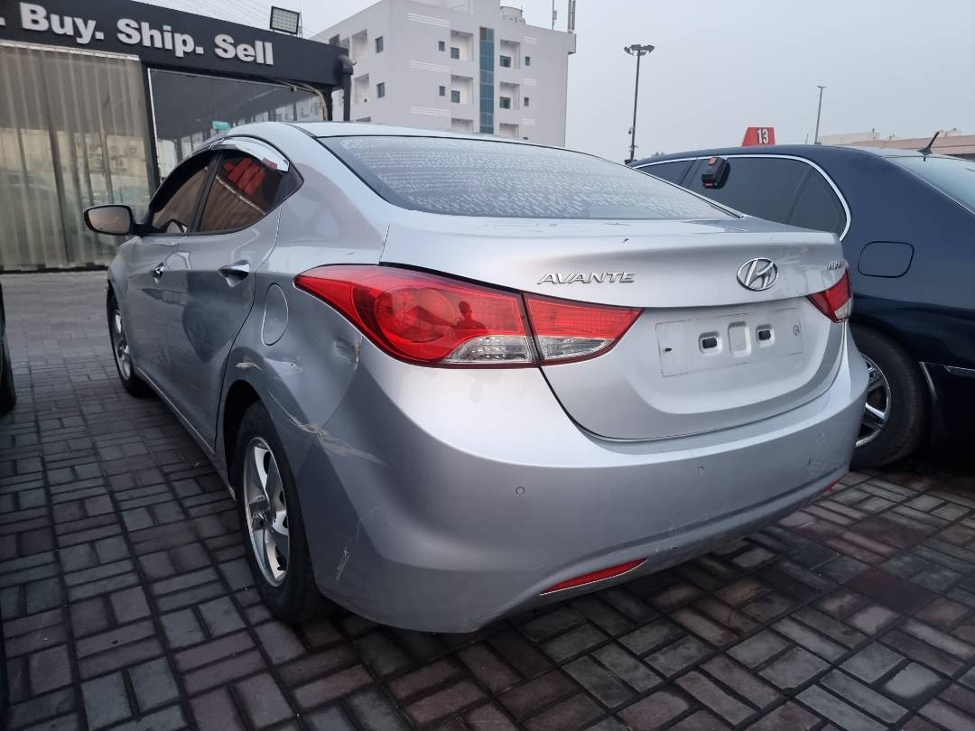 2011 HYUNDAI AVANTE — 183262 KM — Lot 089794 — Ind. 12 - Marhaba Auctions Used Cars - Image 12