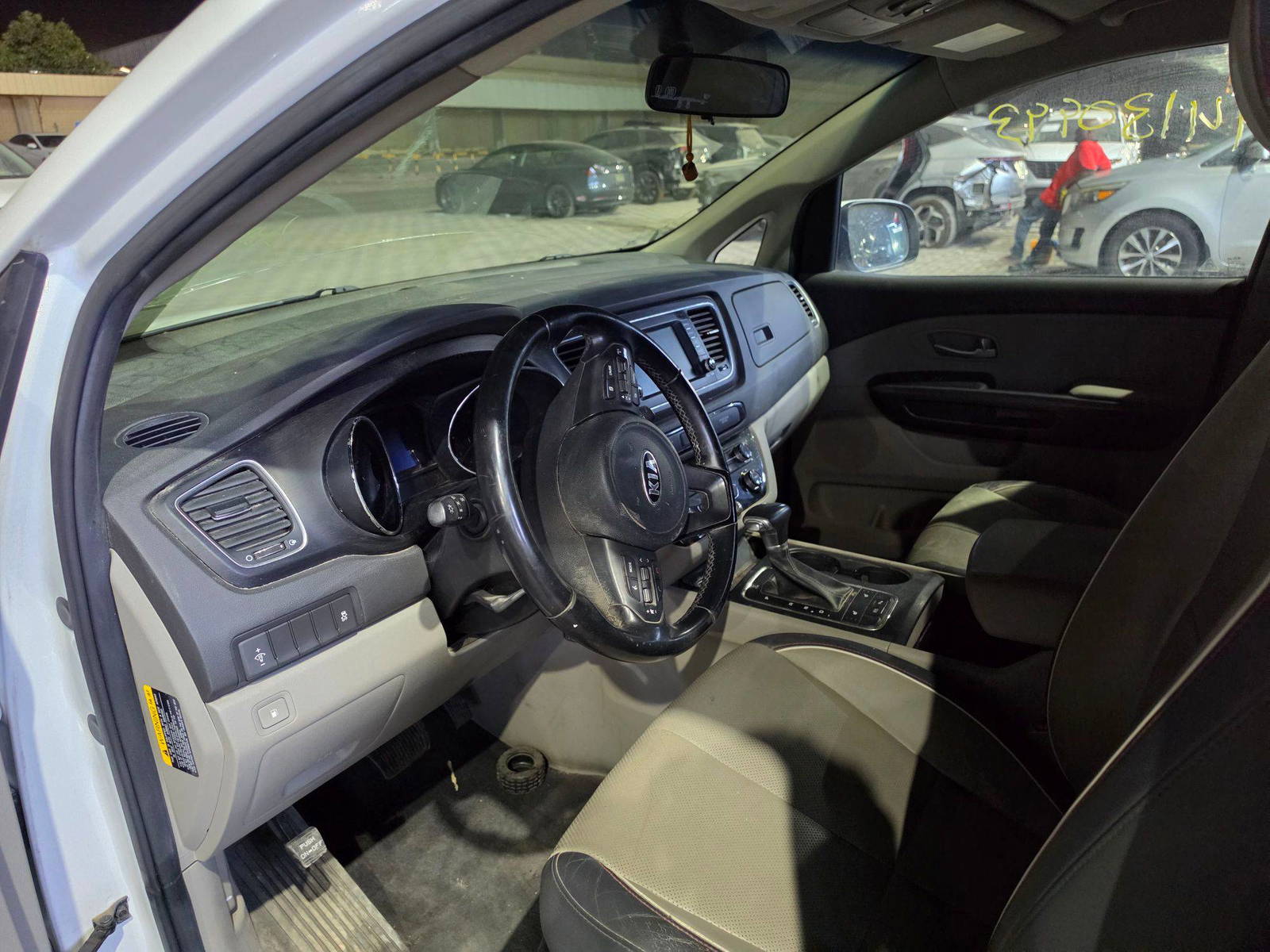 KIA SEDONA 2018 - Marhaba Auction Used Cars - Image 8