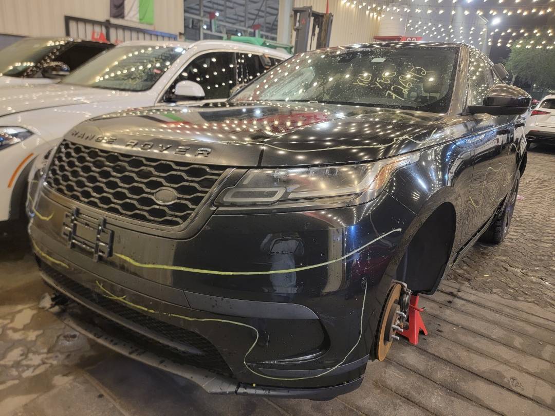 2018 LAND ROVER RANGE ROVER VELAR — 74139 Miles — Lot 59067403 - Marhaba Auctions Used Cars - Image 5
