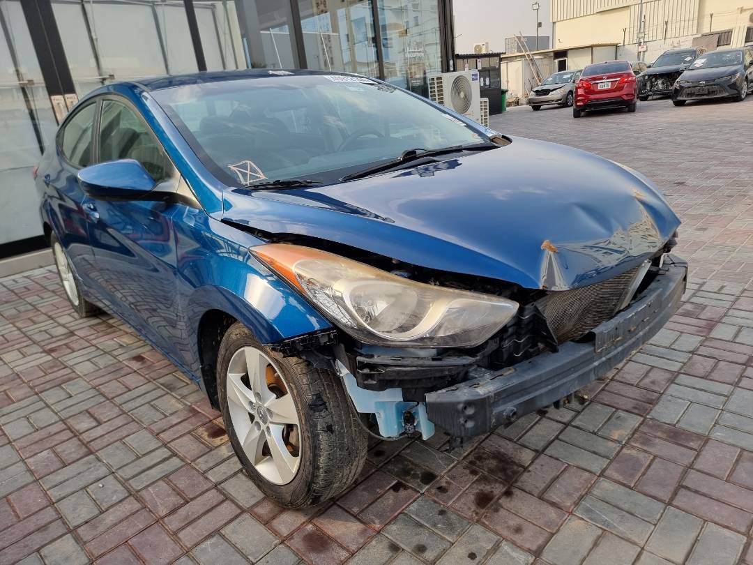 2013 HYUNDAI ELANTRA — 111793 Miles — Lot 40912144 — Souq - Marhaba Auctions Used Cars - Image 5