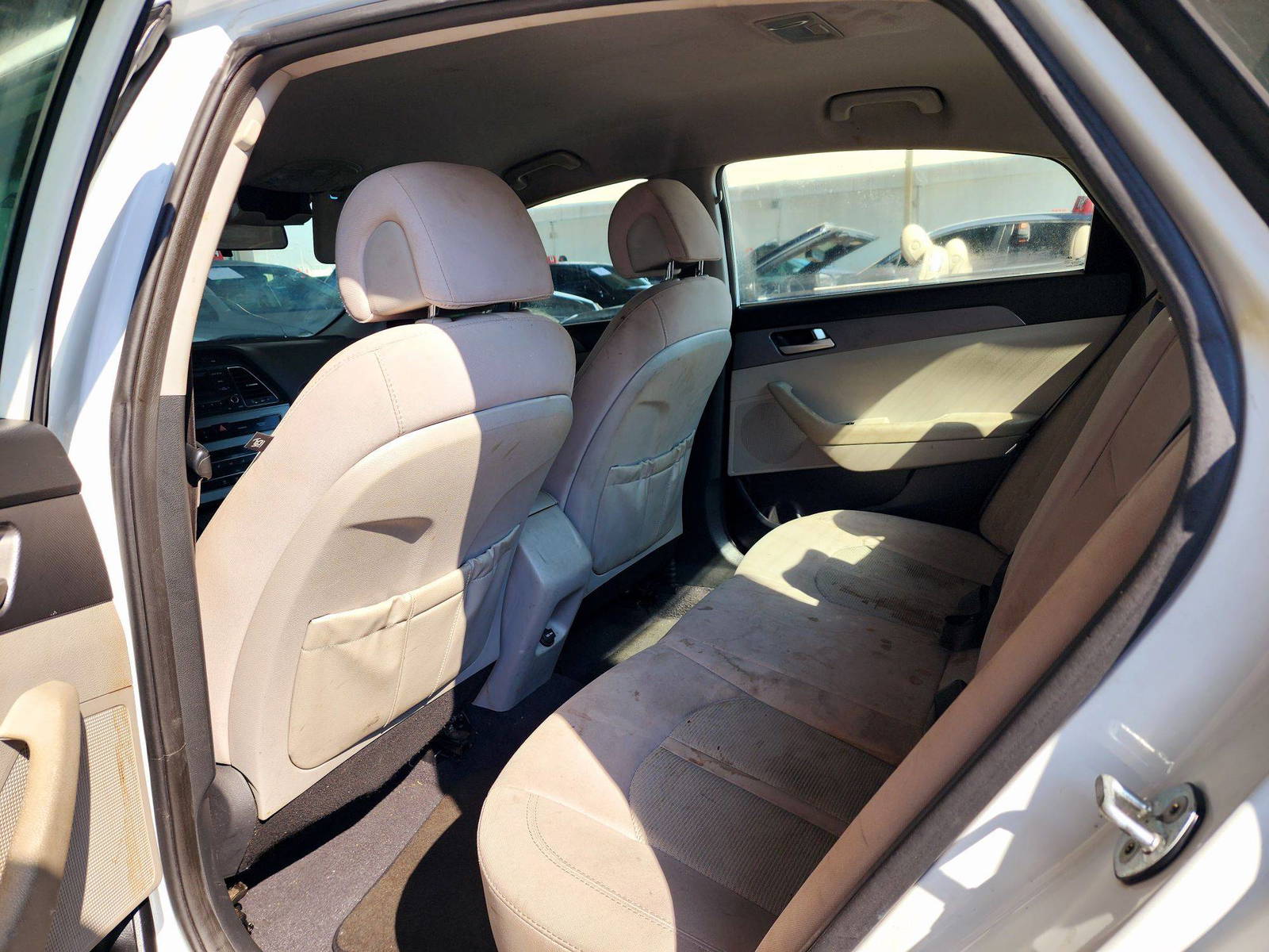 2016 HYUNDAI SONATA — 145368 Miles — Lot 22366 — Souq - Marhaba Auctions Used Cars - Image 6
