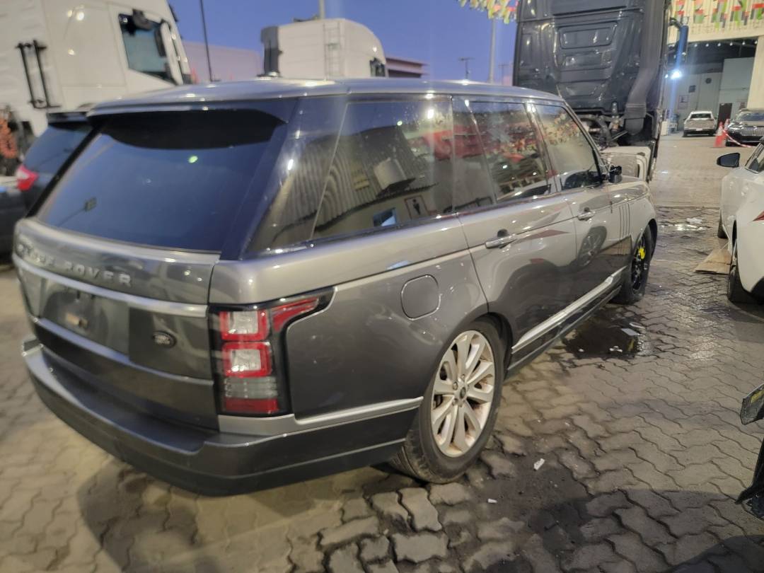 2014 LAND ROVER RANGE ROVER — 92779 Miles — Lot 126543 — Main - Marhaba Auctions Used Cars - Image 4