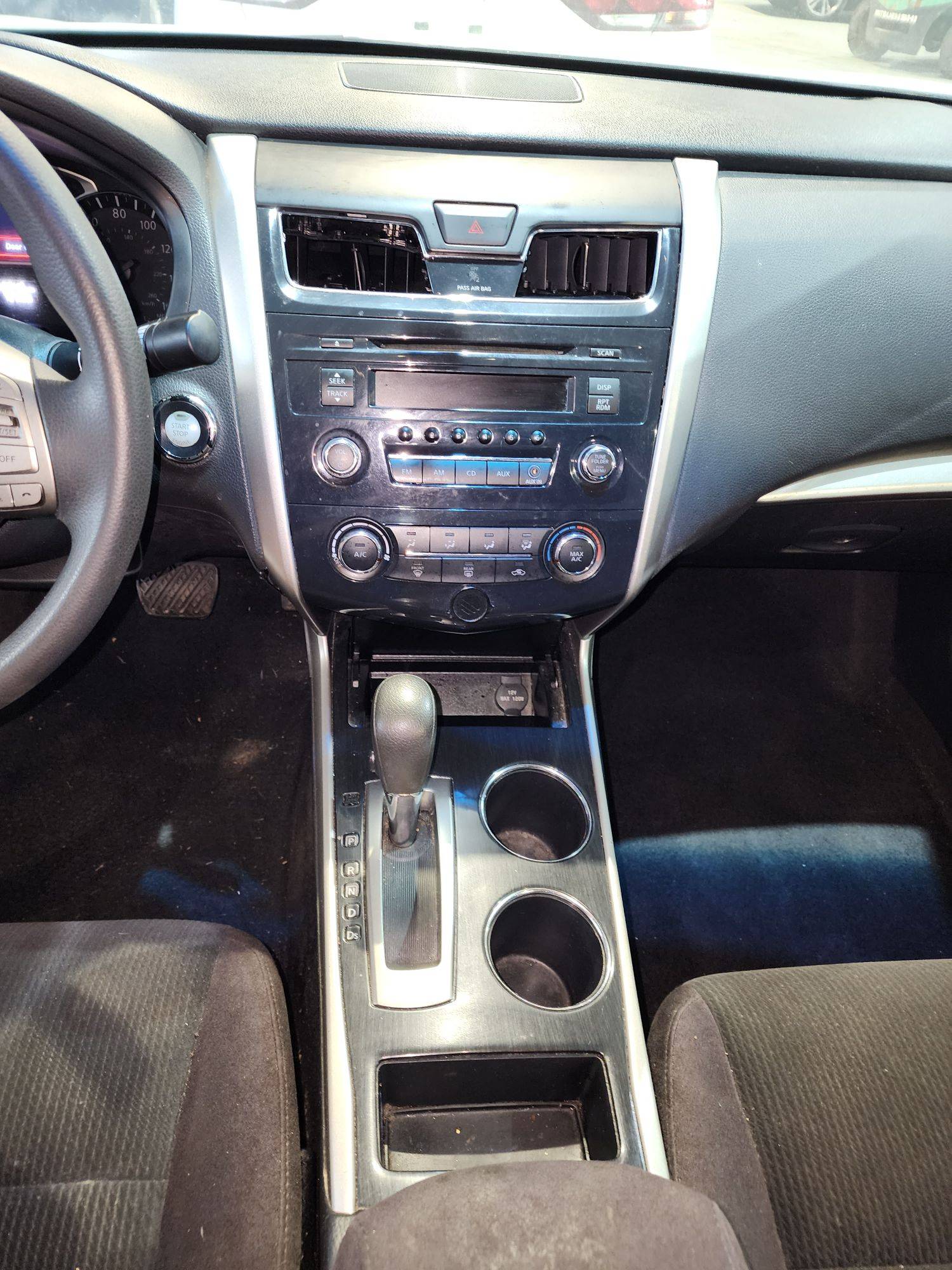 2013 NISSAN ALTIMA — 213945 Miles — Lot 6391 — Al Quoz - Marhaba Auctions Used Cars - Image 9