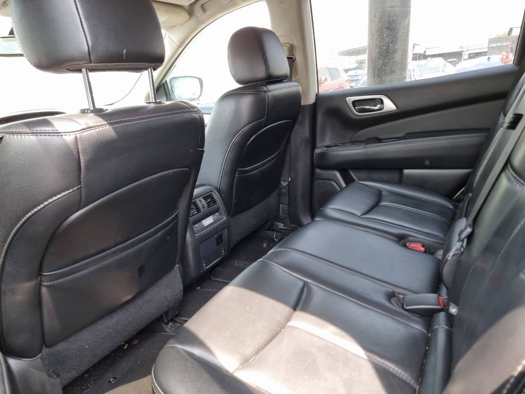 2017 NISSAN PATHFINDER — 212580 KM — Lot 62901 — Ind. 12 - Marhaba Auctions Used Cars - Image 7