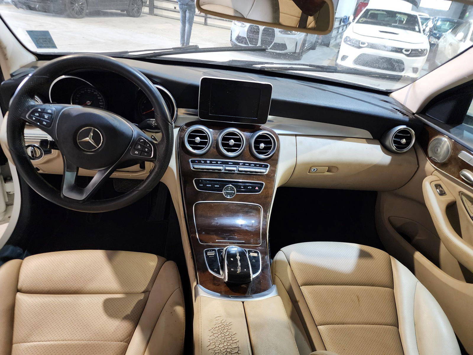 2015 MERCEDES BENZ C300 — 114648 Miles — Lot 077586 — Souq - Marhaba Auctions Used Cars - Image 8
