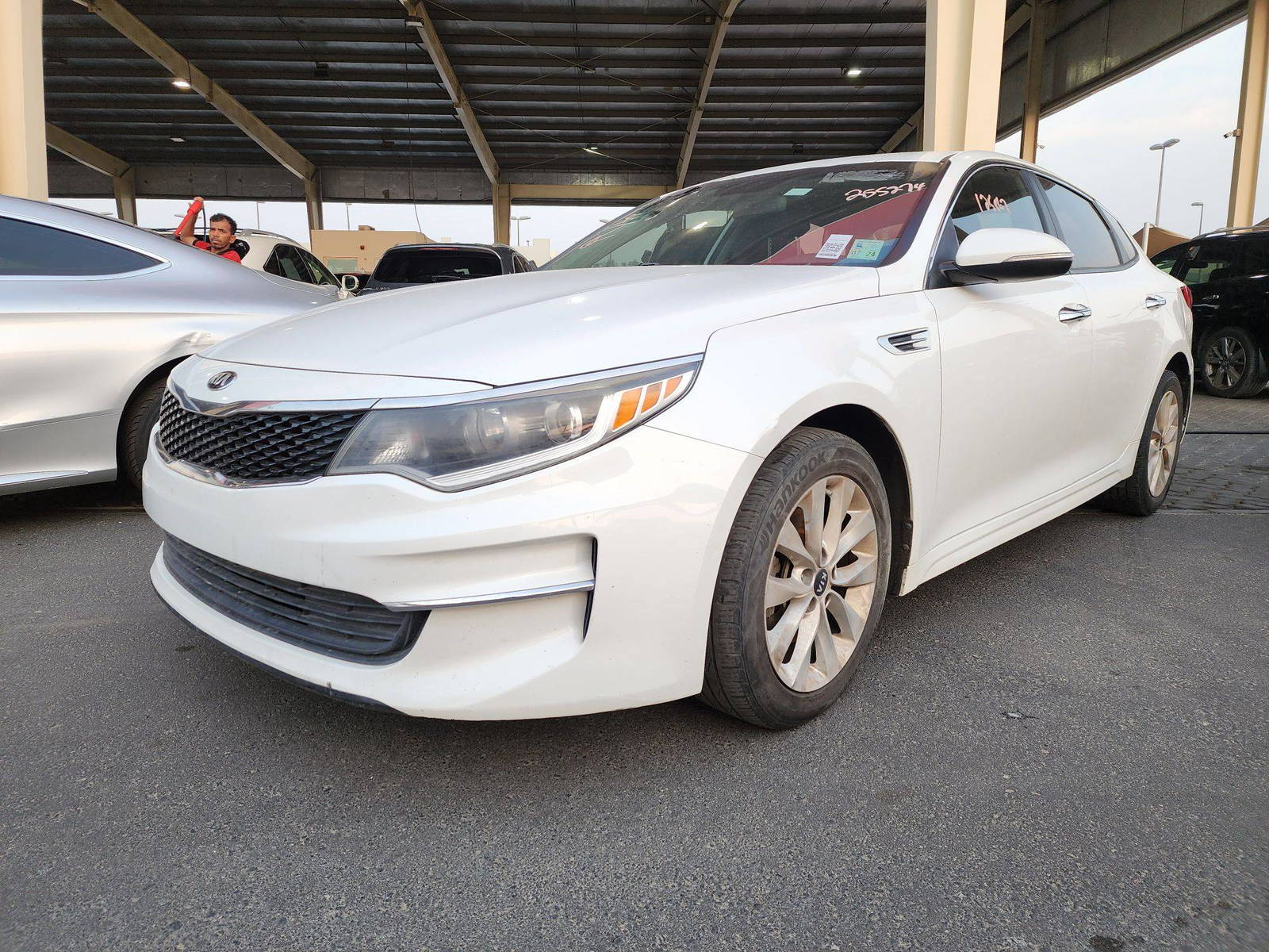 2018 KIA OPTIMA — 125867 Miles — Lot 50497134 — Souq - Marhaba Auctions Used Cars - Image 4