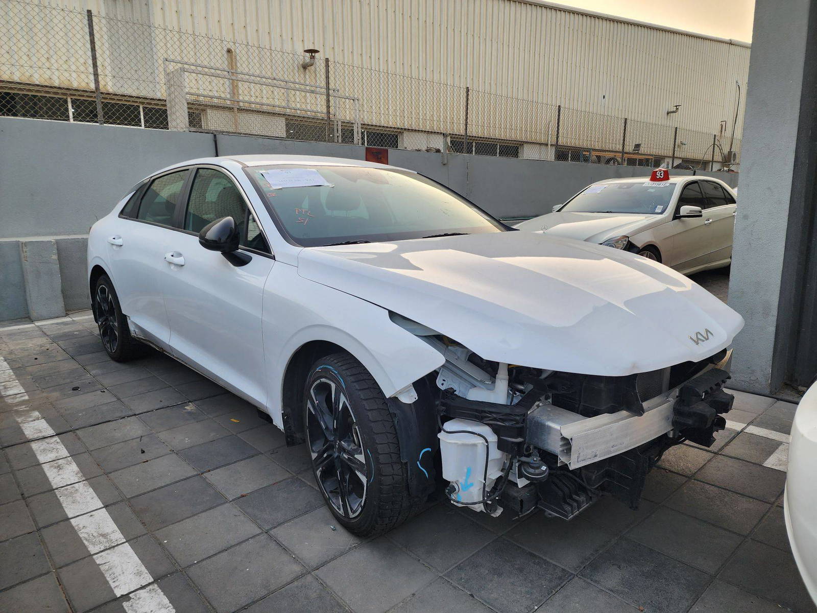 2022 KIA K5 — 69555 Miles — Lot 113032 — Al Quoz - Marhaba Auctions Used Cars - Image 6