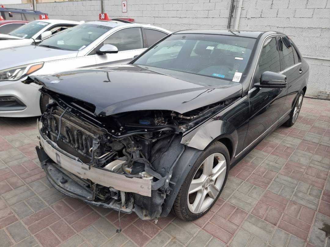 2010 MERCEDES BENZ C300 — 215457 Miles — Lot R104325 — Main - Marhaba Auctions Used Cars - Image 5