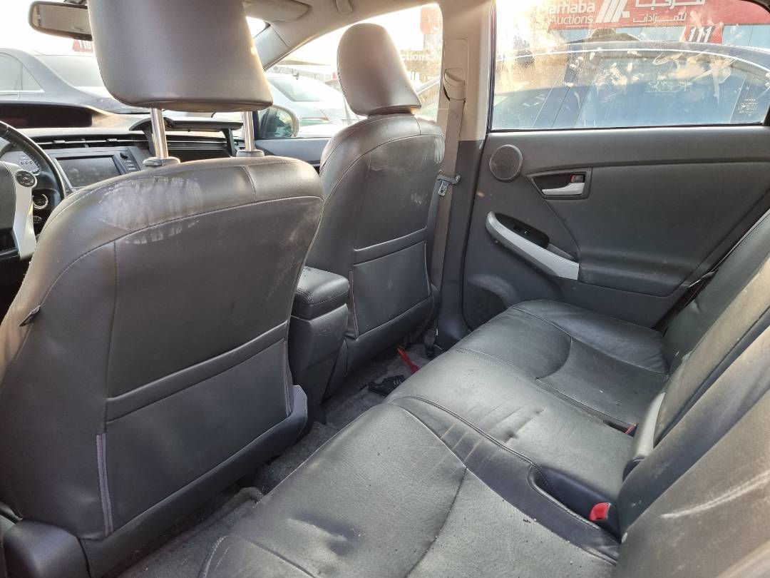 2011 TOYOTA PRIUS — 198366 Miles — Lot 48316 — Ind. 12 - Marhaba Auctions Used Cars - Image 6