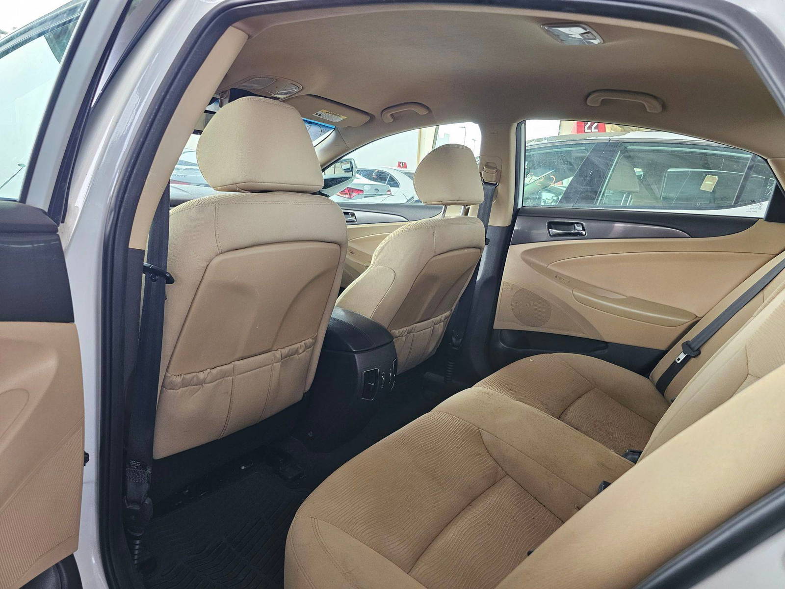 HYUNDAI SONATA 2013 - Marhaba Auction Used Cars - Image 6