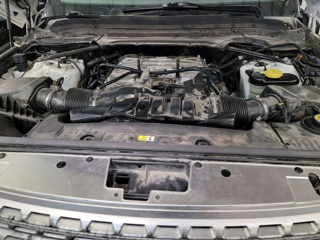2014 LAND ROVER RANGE ROVER — 127251 Miles — Lot 215487 — Main - Marhaba Auctions Used Cars - Image 12