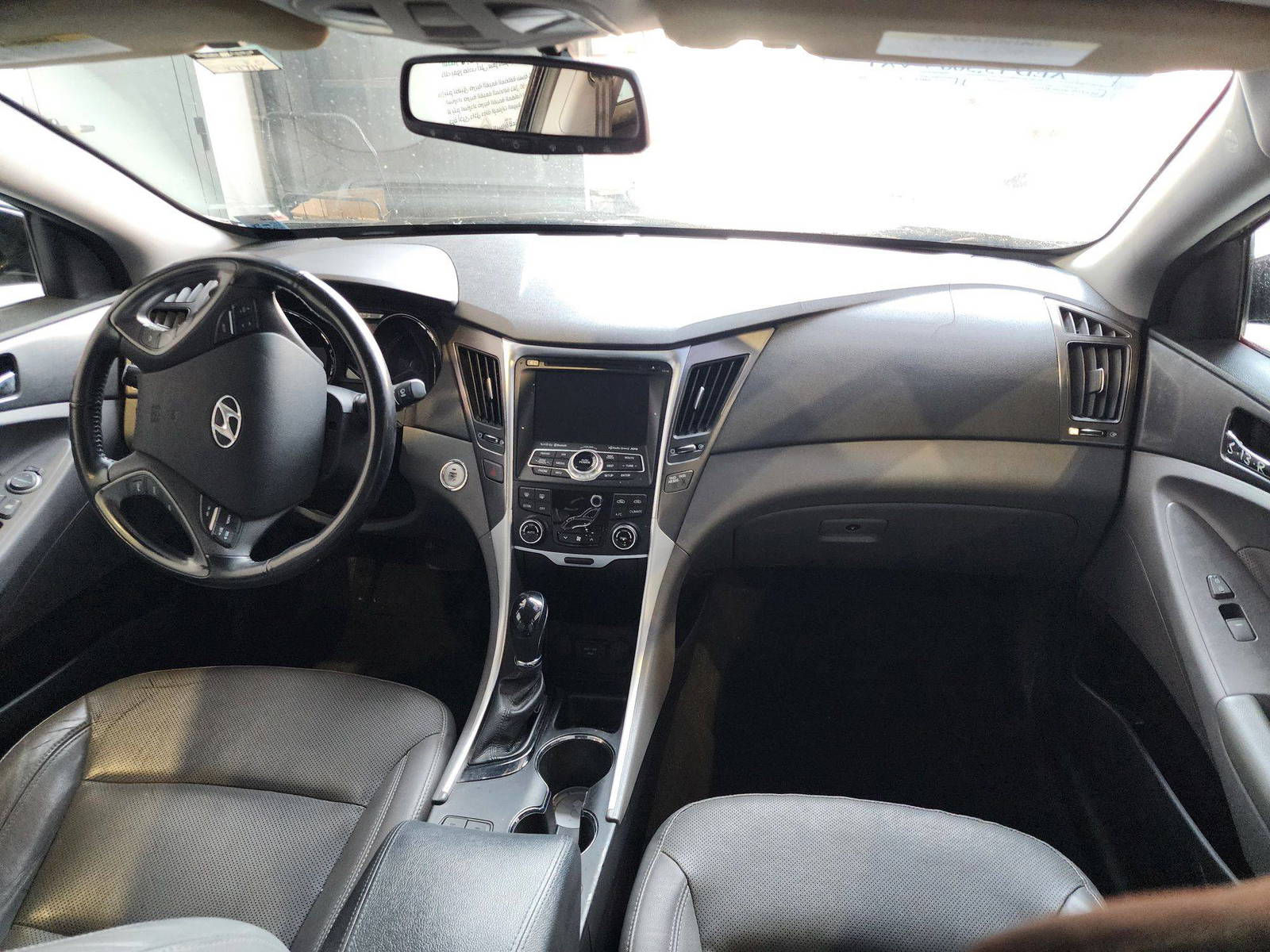 2015 HYUNDAI SONATA — 211716 Miles — Lot 131432 — Al Quoz - Marhaba Auctions Used Cars - Image 8
