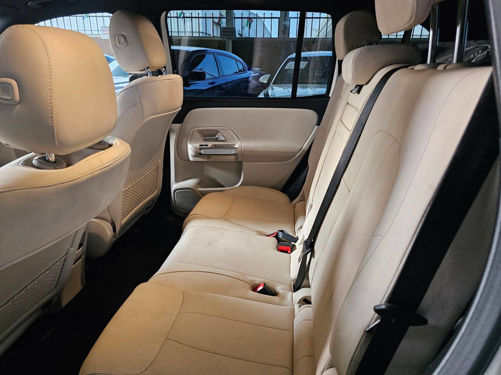2023 MERCEDES BENZ EQB 300 — 33371 Miles — Lot 074944 — Main - Marhaba Auctions Used Cars - Image 11