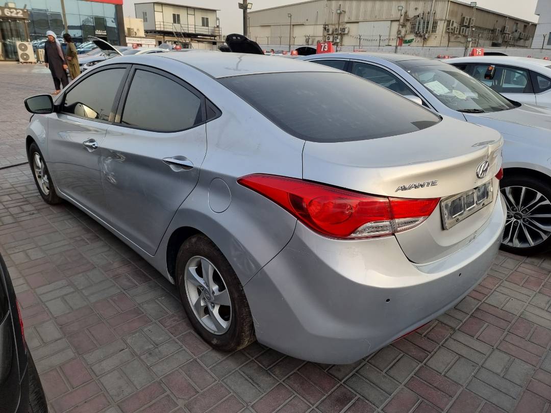 2011 HYUNDAI AVANTE — 158479 KM — Lot 014426 — Ind. 12 - Marhaba Auctions Used Cars - Image 4