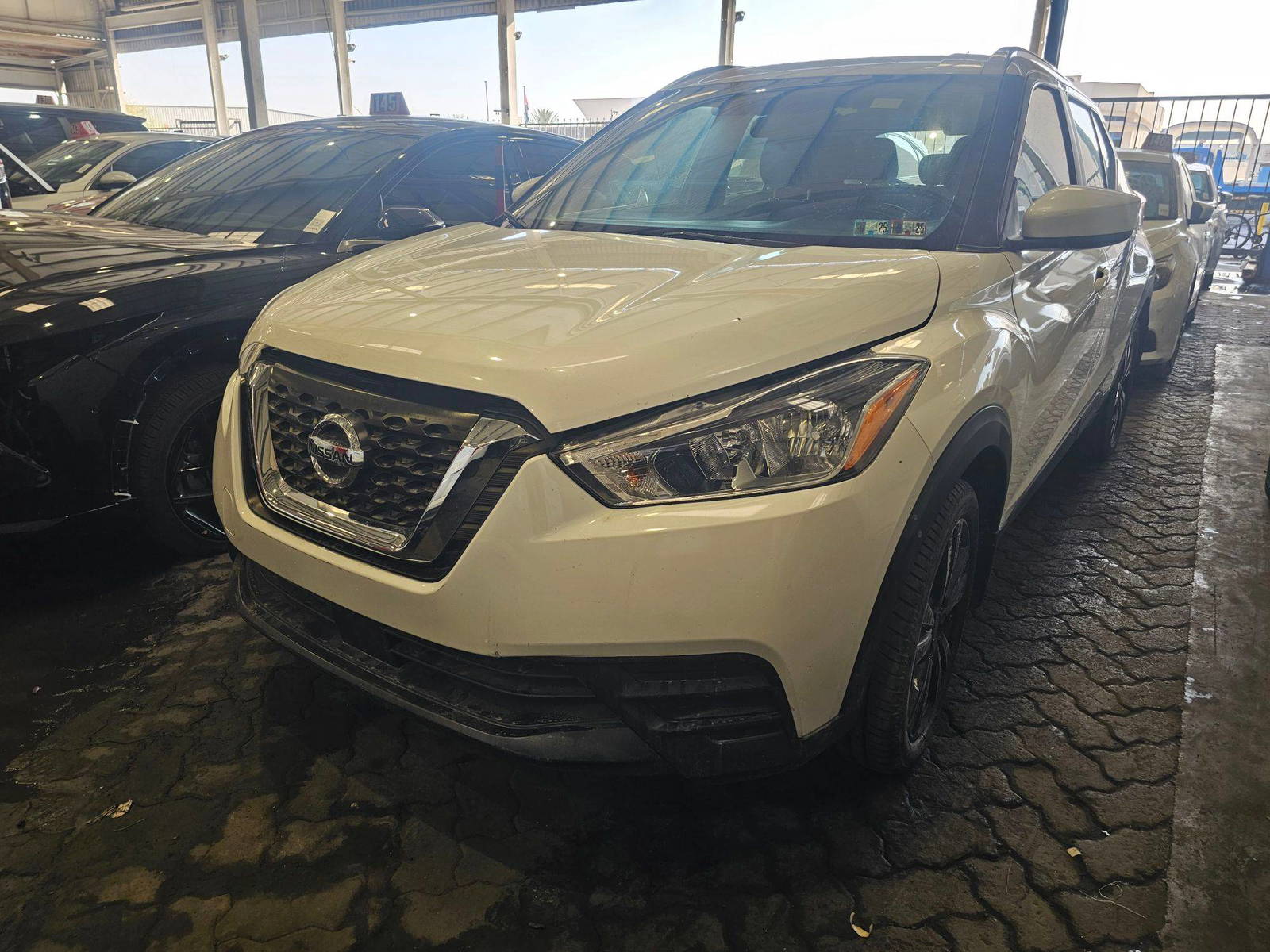 2020 NISSAN KICKS — 111278 Miles — Lot LL546561 — Souq - Marhaba Auctions Used Cars - Image 3