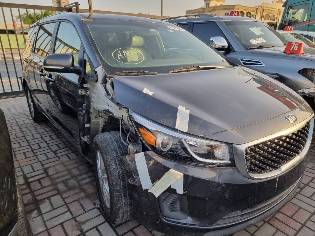 2017 KIA SEDONA — 91068 Miles — Lot 125487 — Ind. 12 - Marhaba Auctions Used Cars - Image 3