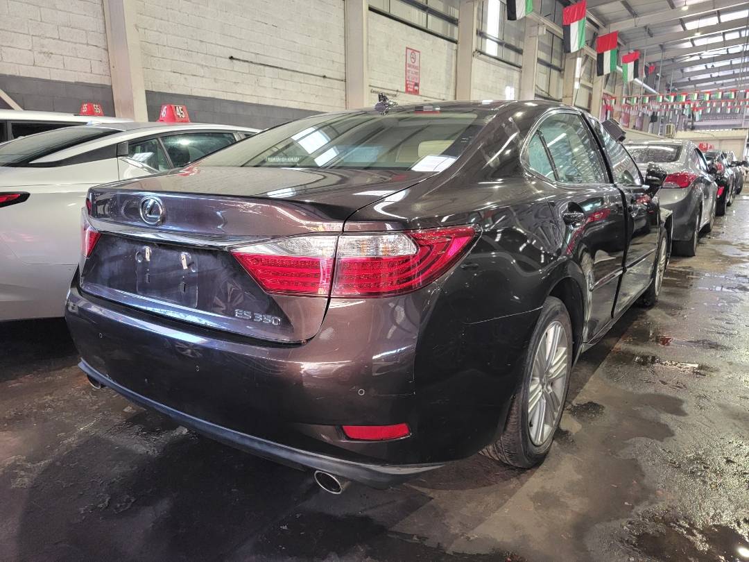 2013 LEXUS ES 350 — 68472 Miles — Lot 2003913 — Main - Marhaba Auctions Used Cars - Image 3