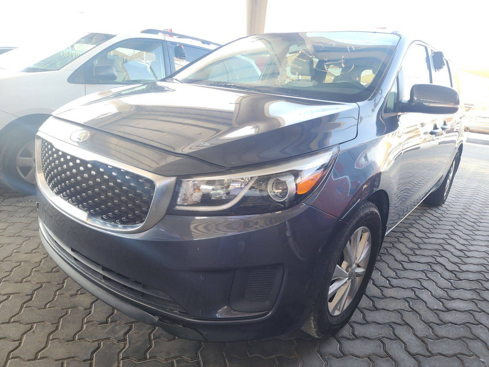 2016 KIA SEDONA — 149569 Miles — Lot 37677751 - Marhaba Auctions Used Cars - Image 6