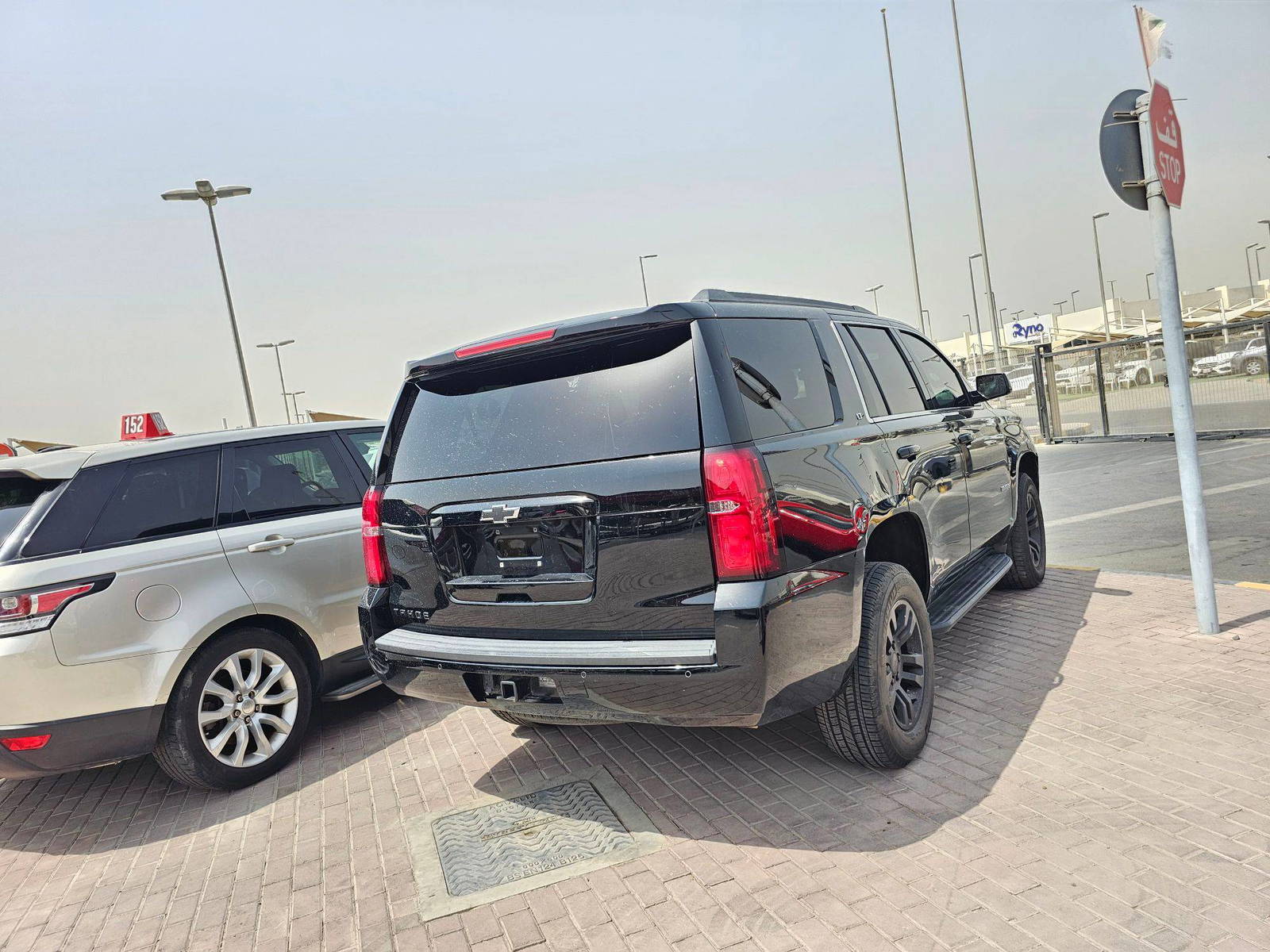 2019 CHEVROLET TAHOE — 186883 Miles — Lot 41322220 — Main - Marhaba Auctions Used Cars - Image 3