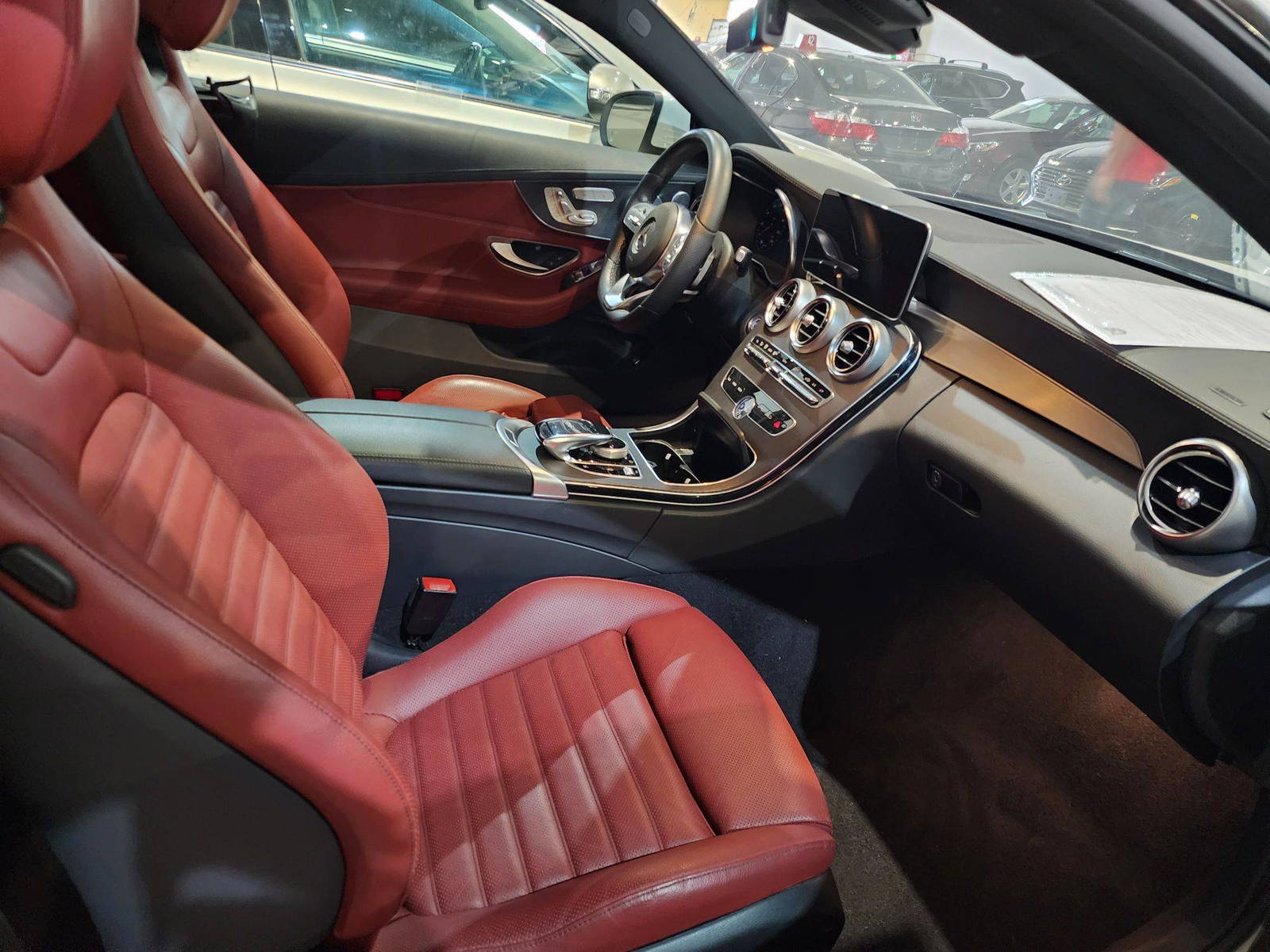 2022 MERCEDES BENZ C300 — 23228 KM — Lot 10052 — Main - Marhaba Auctions Used Cars - Image 14