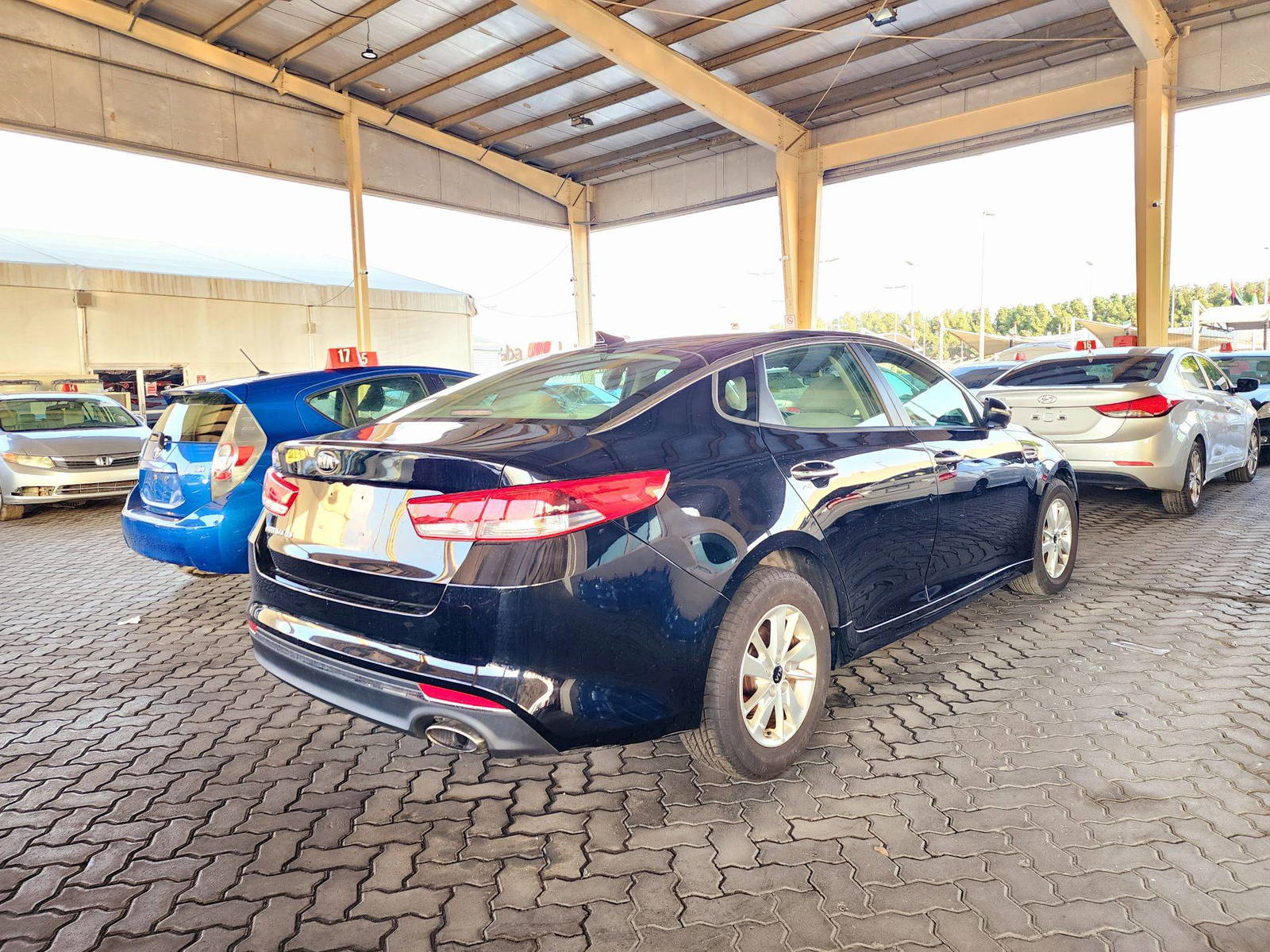 2016 KIA OPTIMA — 112732 Miles — Lot 40754105 — Souq - Marhaba Auctions Used Cars - Image 3