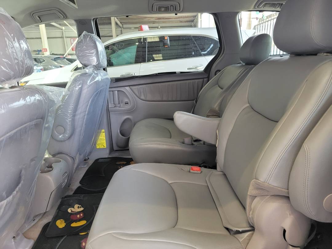 2007 TOYOTA SIENNA — 187366 Miles — Lot 57S005935 — Main - Marhaba Auctions Used Cars - Image 7